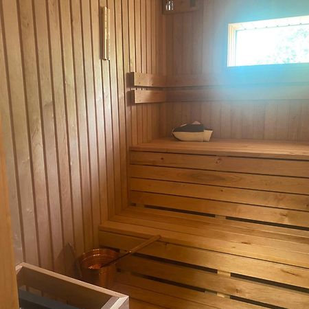 Roundstone Retreats Abbys Cottage Bagian luar foto