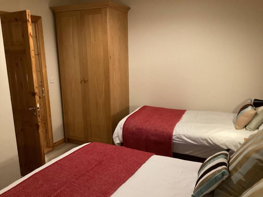 Roundstone Retreats Abbys Cottage Bagian luar foto